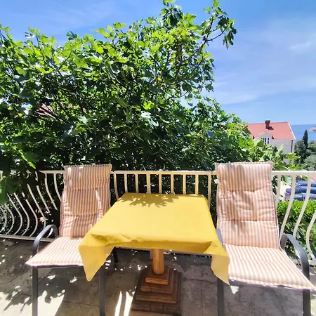 Honey Bee Apartman Cavtat